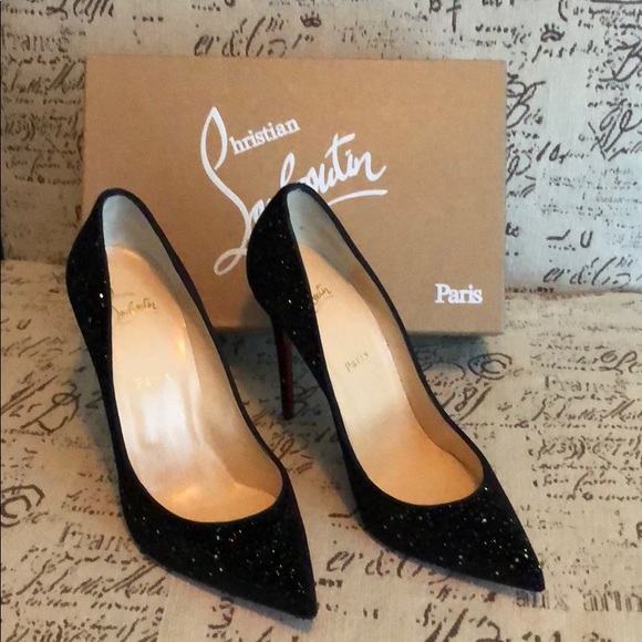 Christian Louboutin Shoes - NWT Christian Louboutin Pigalle Follies pump